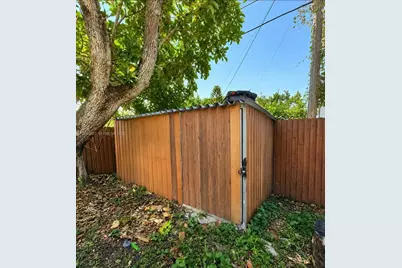 12445 NW 20th Ave, Miami, FL 33167 - Photo 15