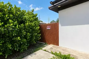 12445 NW 20th Ave, Miami, FL 33167 - Photo 13