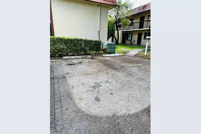 6565 W 26th Dr #34-104, Hialeah, FL 33016 - Photo 13