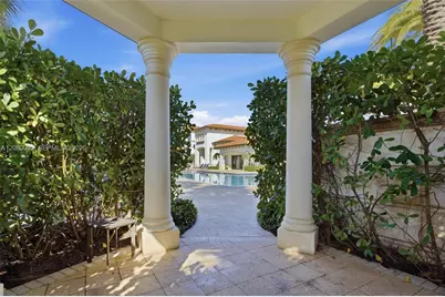 11621 SW 13th Ct, Pembroke Pines, FL 33025 - Photo 31