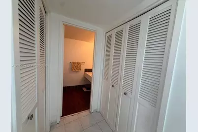 [Address not provided], Miami Beach, FL 33141 - Photo 5