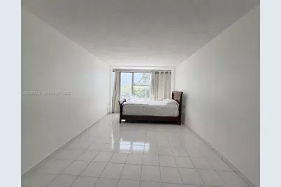 [Address not provided], Miami Beach, FL 33141 - Photo 7