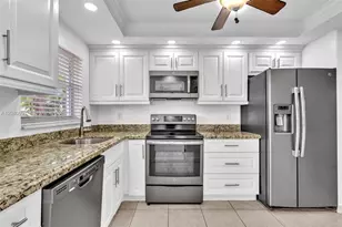 580 Egret Dr, Hallandale Beach, FL 33009 - Photo 13