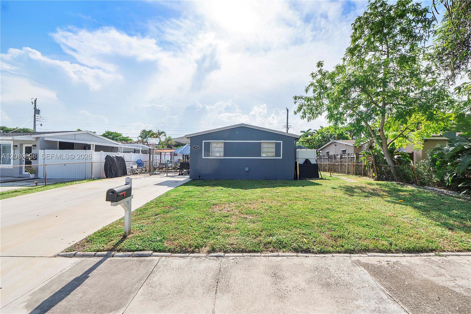 1510 N 68th Ave - 1510 N 68th Ave, Hollywood, FL 33024 Luxury Property | Jose Angel Pina