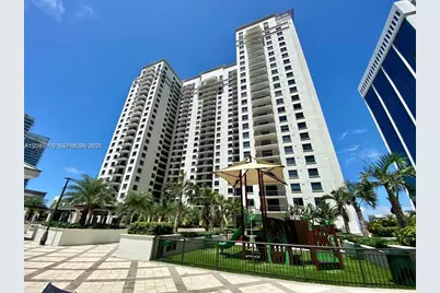 999 SW 1st Ave #3202, Miami, FL 33130 - Photo 1