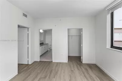 999 SW 1st Ave #3202, Miami, FL 33130 - Photo 3