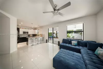 10269 NW 86th St, Doral, FL 33178 - Photo 7