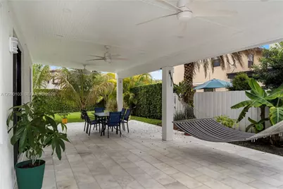 10269 NW 86th St, Doral, FL 33178 - Photo 23