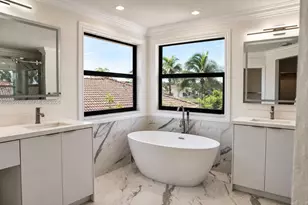 1672 Victoria Pointe Cir, Weston, FL 33327 - Photo 29