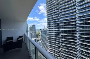 1010 Brickell Ave, Miami, FL 33131 - Photo 7