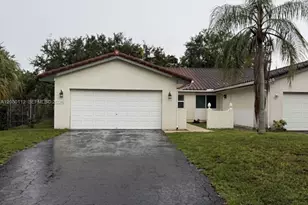 10226 NW 31st St, Coral Springs, FL 33065 - Photo 1