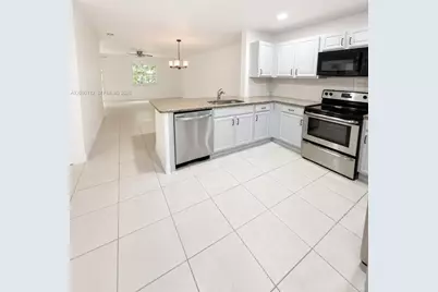 10226 NW 31st St #0, Coral Springs, FL 33065 - Photo 9