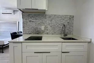 415 75th St, Miami Beach, FL 33141 - Photo 11