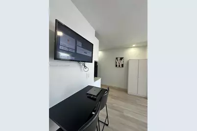 415 75th St #2A, Miami Beach, FL 33141 - Photo 13