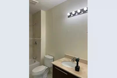 1900 N Bayshore Dr #511, Miami, FL 33132 - Photo 7