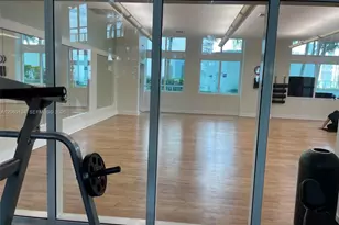 1900 N Bayshore Dr, Miami, FL 33132 - Photo 21