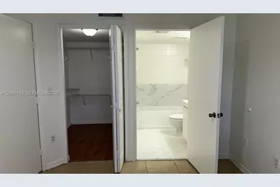 2921 SE 12th Rd #104-56, Homestead, FL 33035 - Photo 9