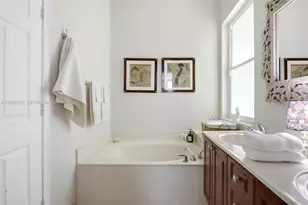 1508 Winterberry Ln, Weston, FL 33327 - Photo 23