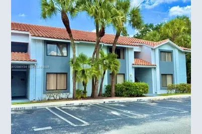 8335 Coral Lake Mnr #8335, Coral Springs, FL 33065 - Photo 13