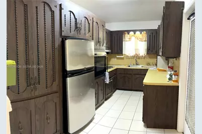 601 Oriole Ave, Miami Springs, FL 33166 - Photo 11