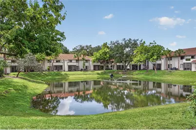 3182 Coral Lake Ln #3182, Coral Springs, FL 33065 - Photo 15