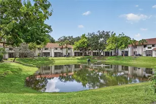3182 Coral Lake Ln, Coral Springs, FL 33065 - Photo 15