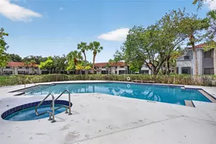 3182 Coral Lake Ln, Coral Springs, FL 33065 - Photo 27