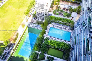 121 NE 34th St, Miami, FL 33137 - Photo 3