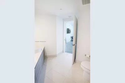 121 NE 34th St #2616, Miami, FL 33137 - Photo 13