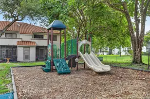3272 Coral Lake Ln, Coral Springs, FL 33065 - Photo 29