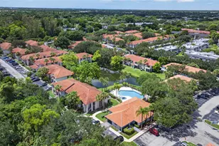 3272 Coral Lake Ln, Coral Springs, FL 33065 - Photo 17