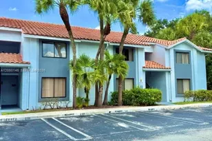 8331 Coral Lake Dr, Coral Springs, FL 33065 - Photo 13