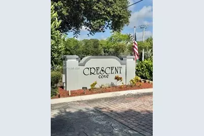 8331 Coral Lake Dr #8331, Coral Springs, FL 33065 - Photo 1