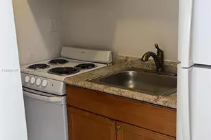 526 SW 64th Ave, Miami, FL 33144 - Photo 7