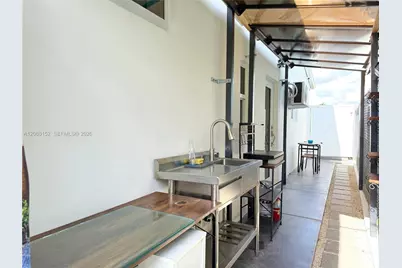 2625 SW 67th Ave #Efficiency, Miami, FL 33155 - Photo 5