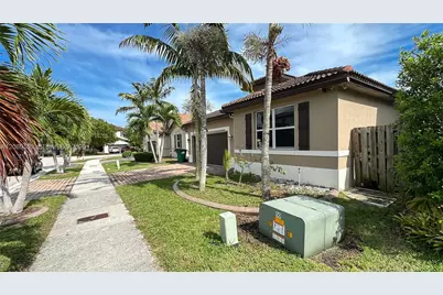 11828 SW 253rd St, Homestead, FL 33032 - Photo 3