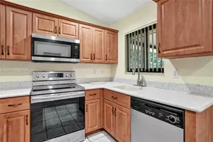 5312 NW 92nd Ave, Sunrise, FL 33351 - Photo 3