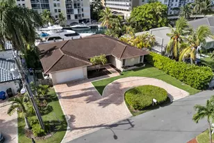 2930 NE 164th St, North Miami Beach, FL 33160 - Photo 11