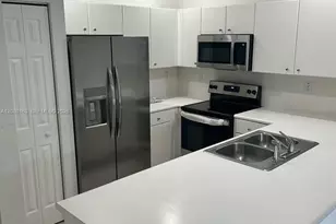 5737 NW 114th Path, Doral, FL 33178 - Photo 5