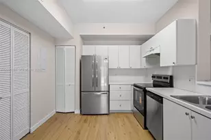 6992 SW 39th St, Davie, FL 33314 - Photo 9
