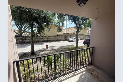 525 W 69th St #106, Hialeah, FL 33014 - Photo 5