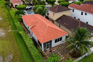 3745 NE 23rd Ct, Homestead, FL 33033 - Photo 5