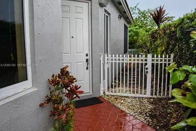 3745 NE 23rd Ct, Homestead, FL 33033 - Photo 7