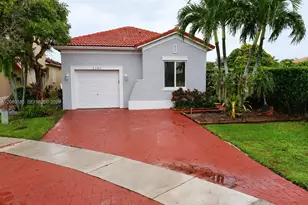 3745 NE 23rd Ct, Homestead, FL 33033 - Photo 1