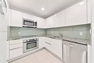 1050 Brickell Ave #214, Miami, FL 33131 - Photo 5