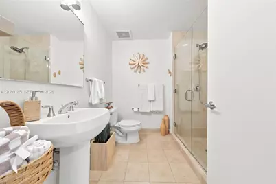 1050 Brickell Ave #214, Miami, FL 33131 - Photo 15