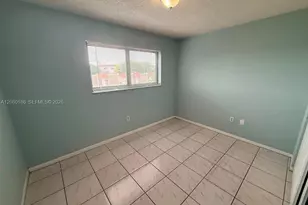 5391 W 22nd Ct, Hialeah, FL 33016 - Photo 17