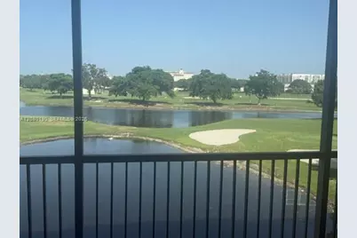 3150 W Rolling Hills Cir #403, Davie, FL 33328 - Photo 5