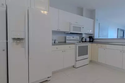17050 W Bay Rd #405, Sunny Isles Beach, FL 33160 - Photo 19