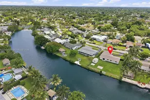 9771 Bel Aire Dr, Cutler Bay, FL 33157 - Photo 39